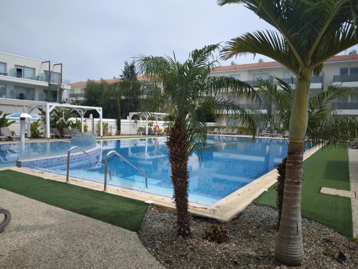 Sweet Retreat Apartamento Paralimni Exterior foto