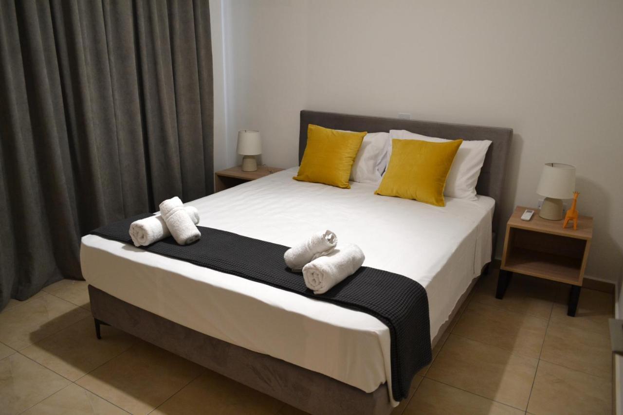 Sweet Retreat Apartamento Paralimni Exterior foto