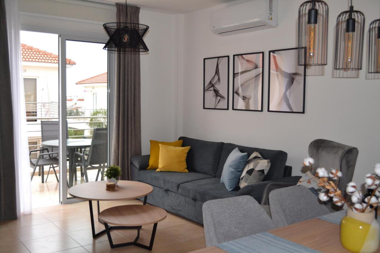 Sweet Retreat Apartamento Paralimni Exterior foto